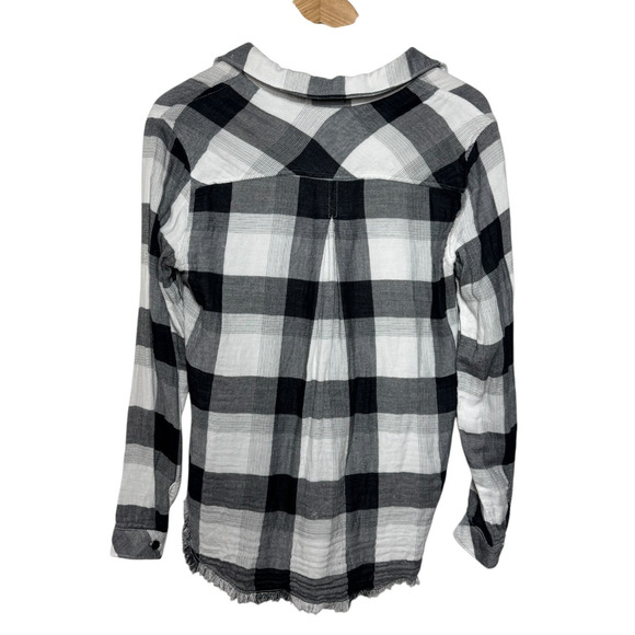 Cloth & Stone Shirt Women Size Small Button Down Black White Plaid Western Boho - Picture 2 of 8
